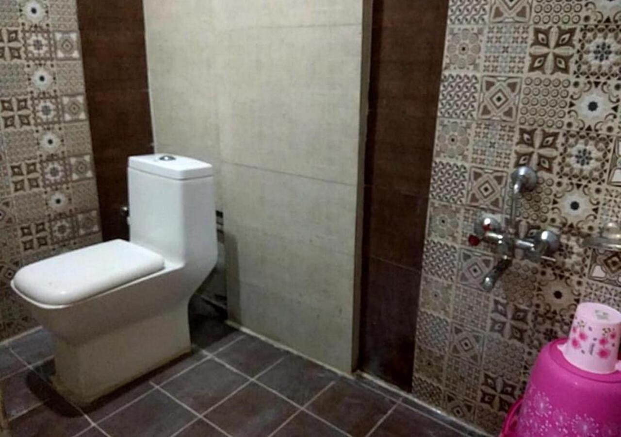 Hotel Santoshi Hometel Raichur Buitenkant foto