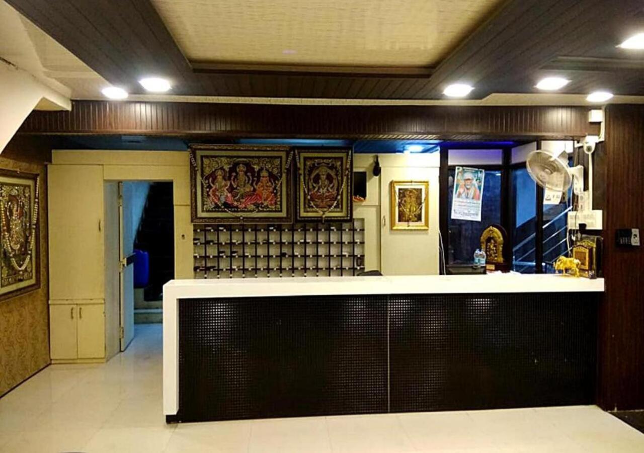 Hotel Santoshi Hometel Raichur Buitenkant foto